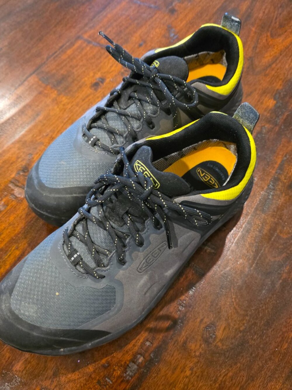 Keen Waterproof Trail Running Shoes 9.5 Grey Yellow Konnectfit - Picture 2 of 4